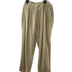 28. NWT Madison Jules Medium Tan Crop Pants w/Cuffs, 2 Pockets and Matching Belt